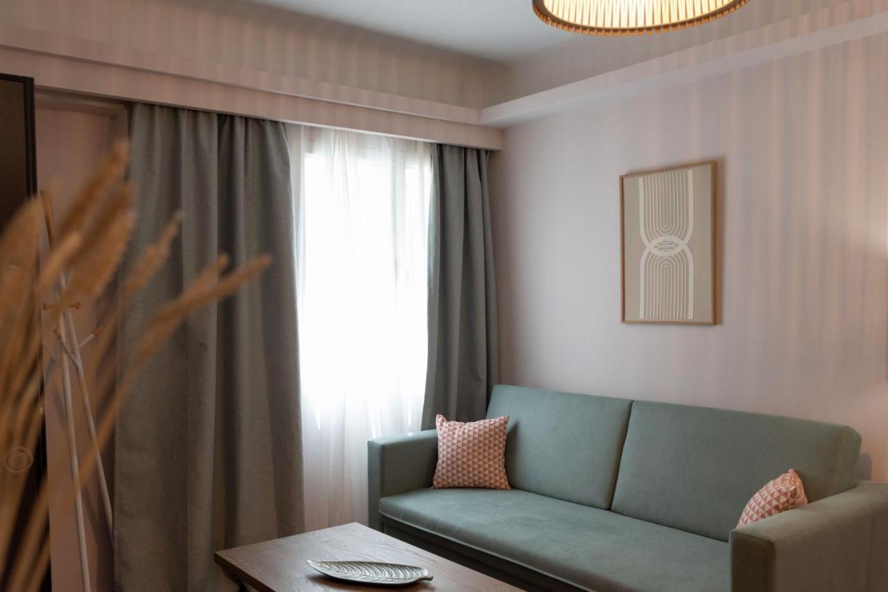 Niki Athens Suites - Cosy Suite In The Historical Center Of Athena Bagian luar foto